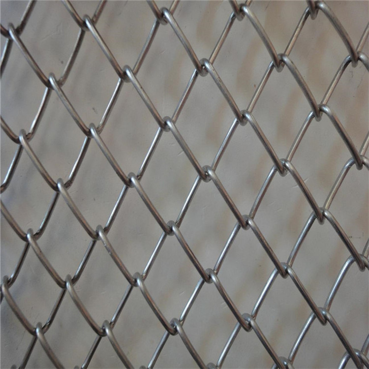 怎么保證勾花網的鍍鋅層不會破壞